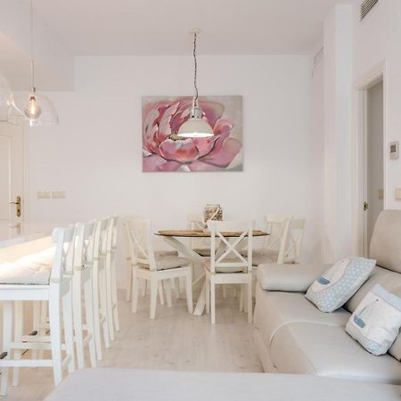 Lujo Frente Al Mar. Luxury On The Beachfront. Мотрил Екстериор снимка