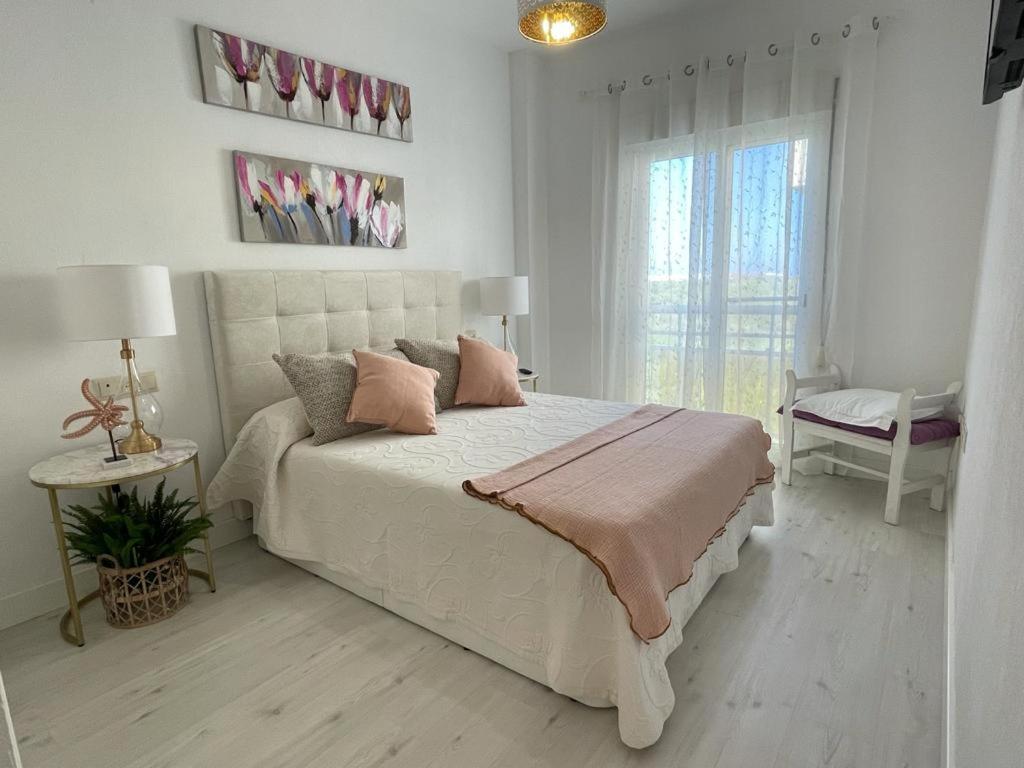 Lujo Frente Al Mar. Luxury On The Beachfront. Мотрил Екстериор снимка
