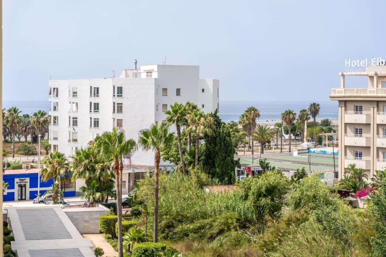 Lujo Frente Al Mar. Luxury On The Beachfront. Мотрил Екстериор снимка